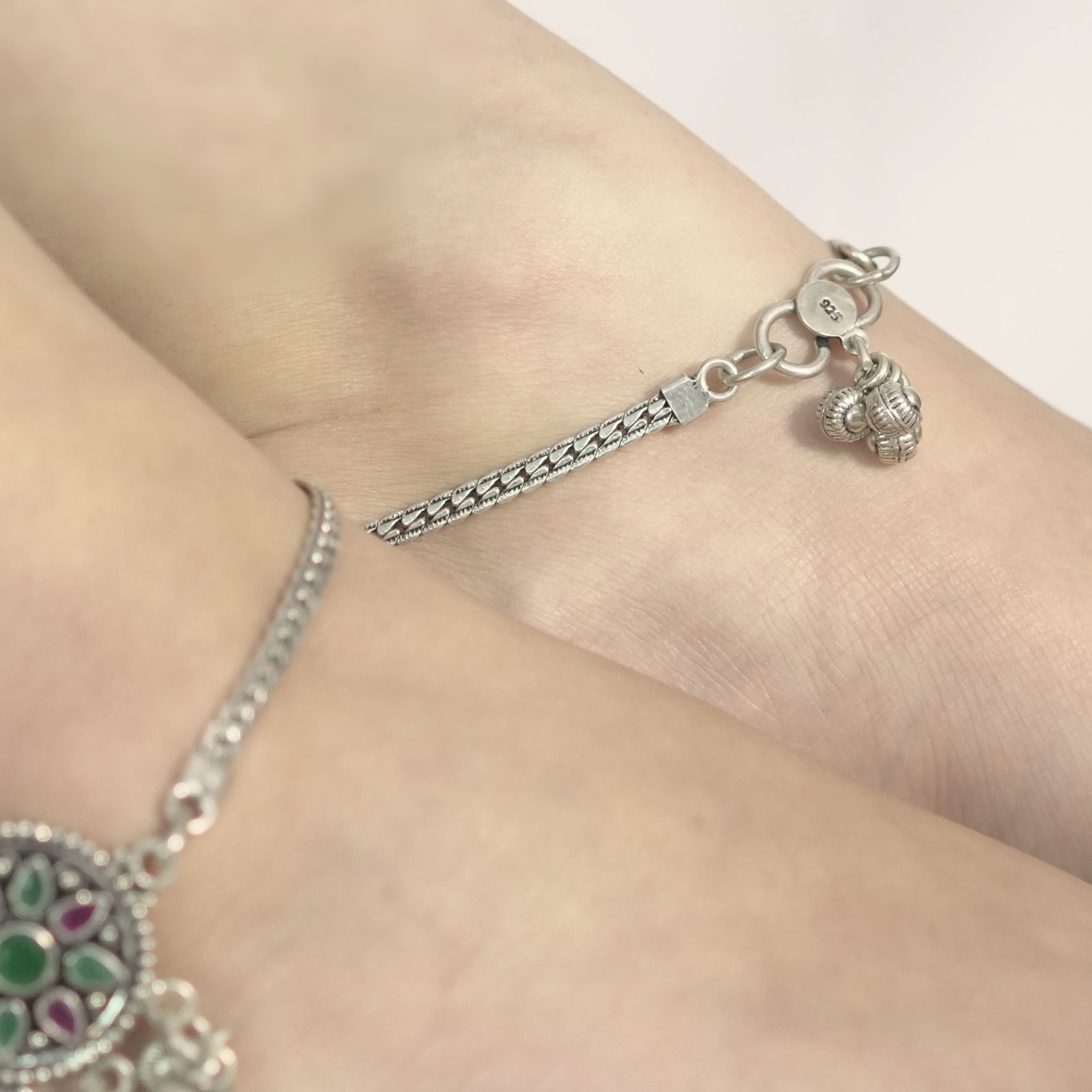 Silver Rajwadi Bloom Anklet for Women - Image 4