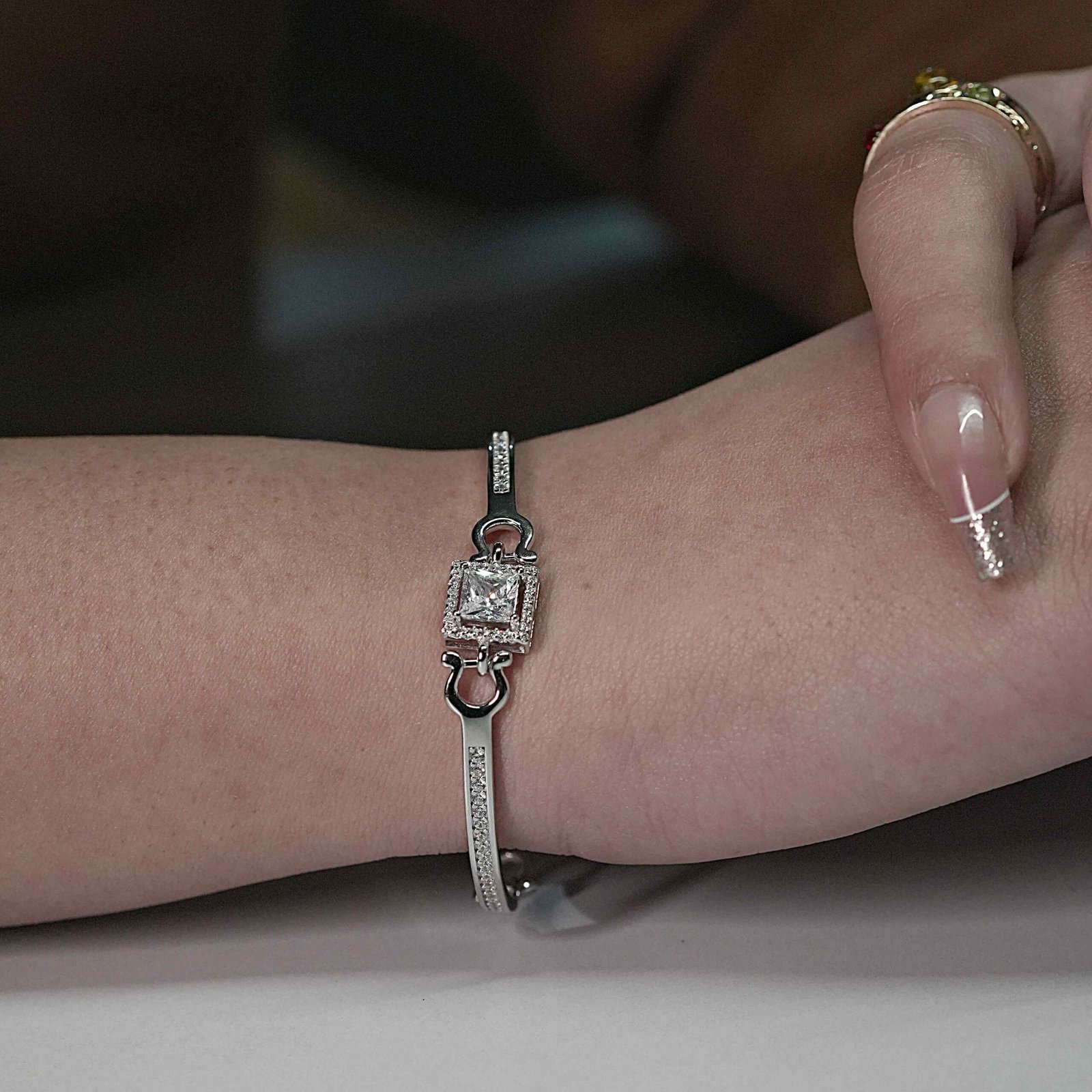 Silver Elegant AD Bracelet