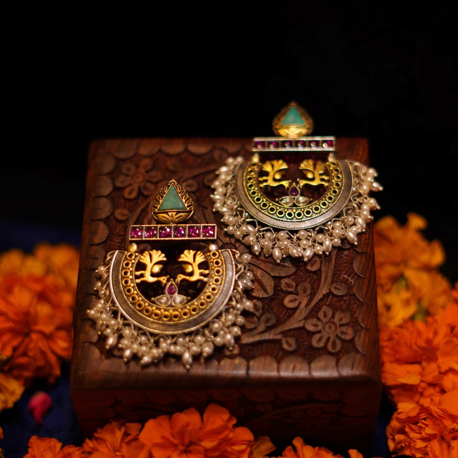 Silver Peachock Hemisphere Moti Fusion Earrings