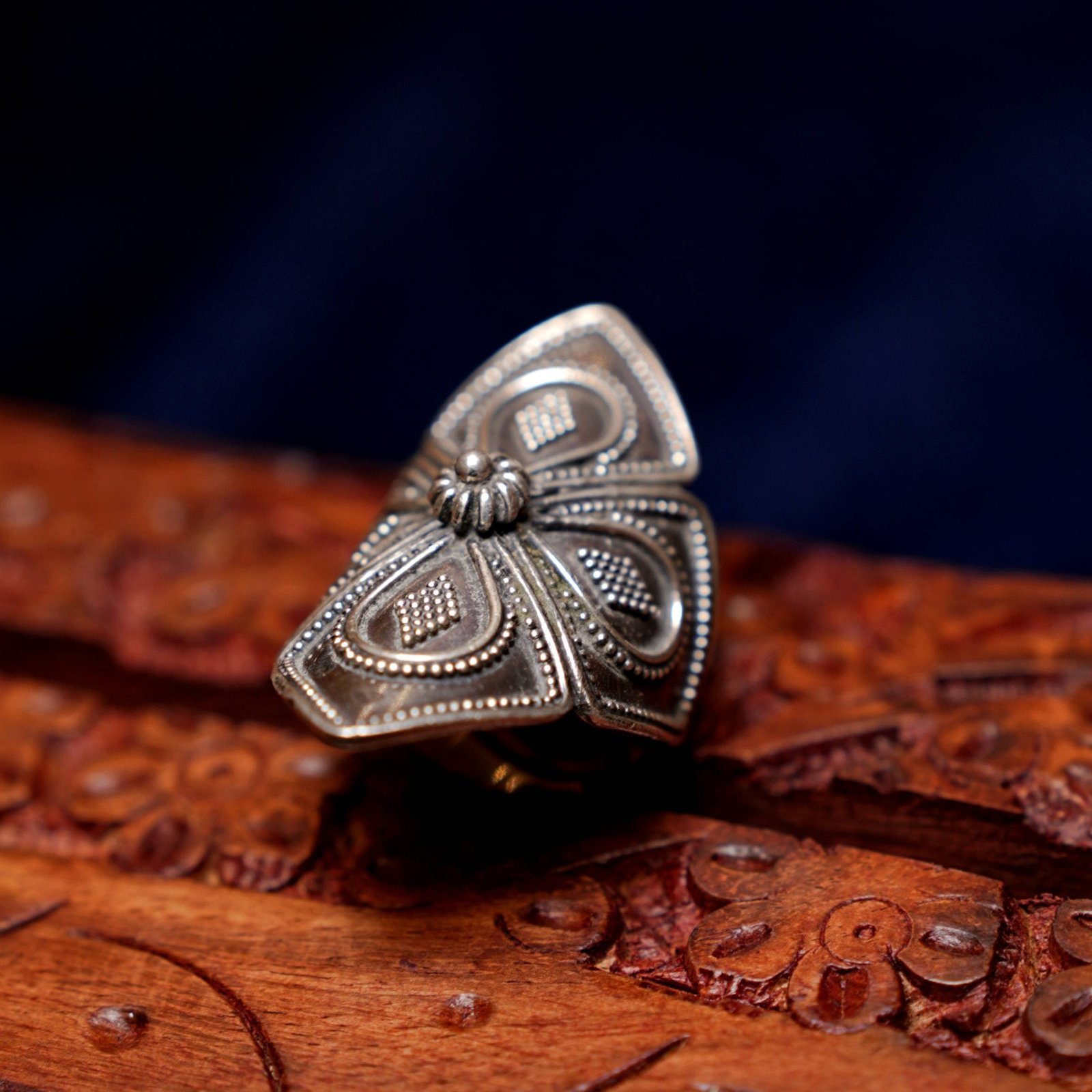 Silver Leaf AD Ring - Image 2
