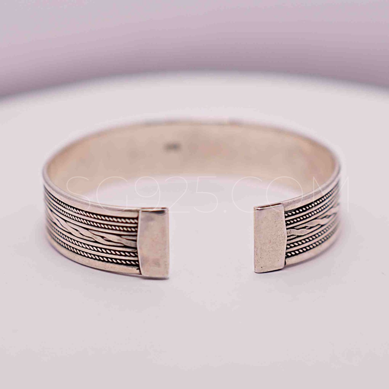 Traditional Oxidised Half Kada - Image 3